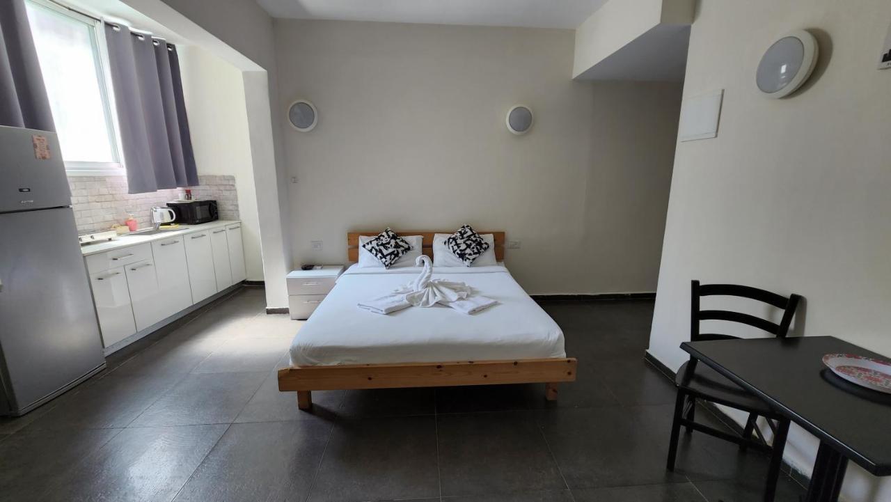 内坦亚David Hameleh House公寓式酒店 客房 照片